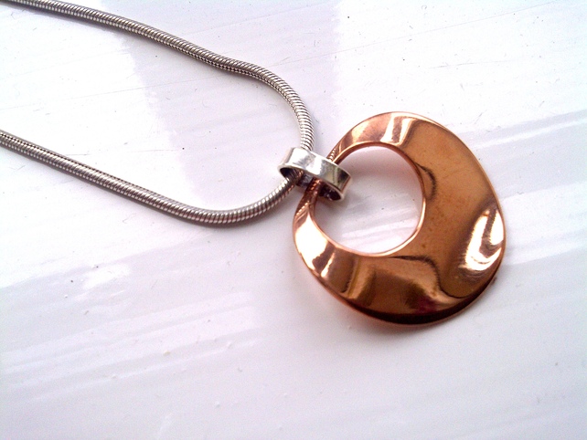 copper-ripple-pendant
