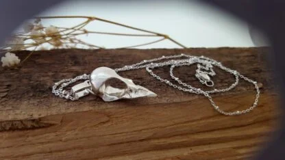Silver skull pendant