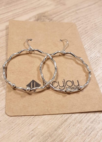 Wavy Silver hoop earring